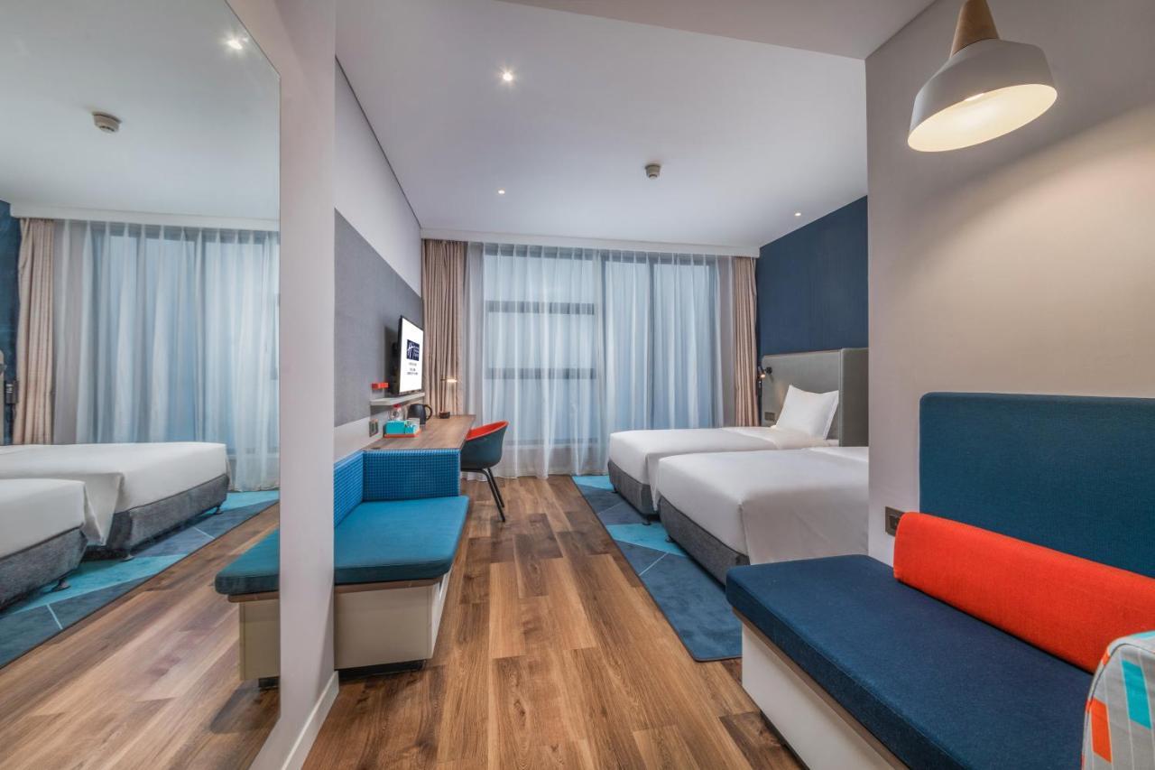 Holiday Inn Express Kaifeng City Center By Ihg מראה חיצוני תמונה