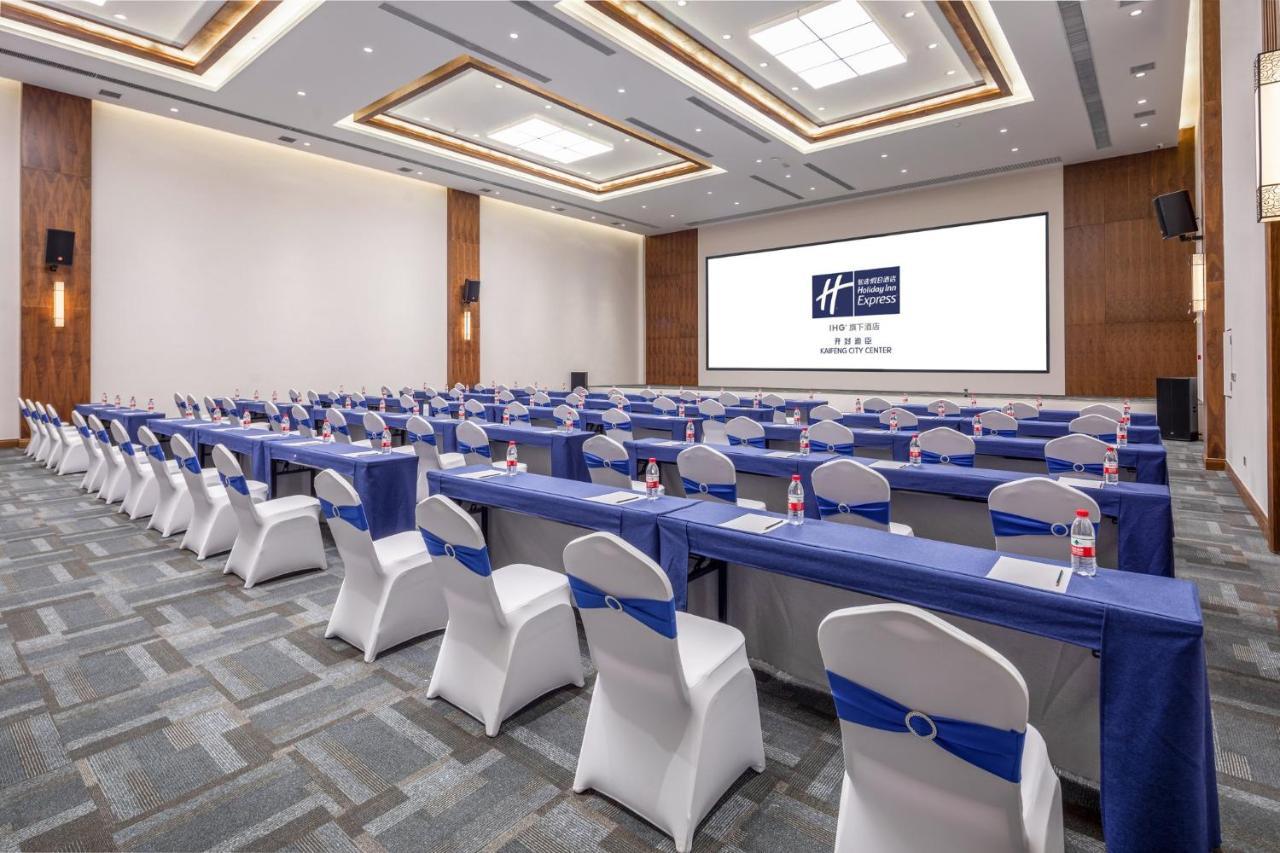 Holiday Inn Express Kaifeng City Center By Ihg מראה חיצוני תמונה